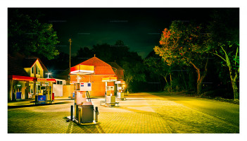 006 hopper gas station